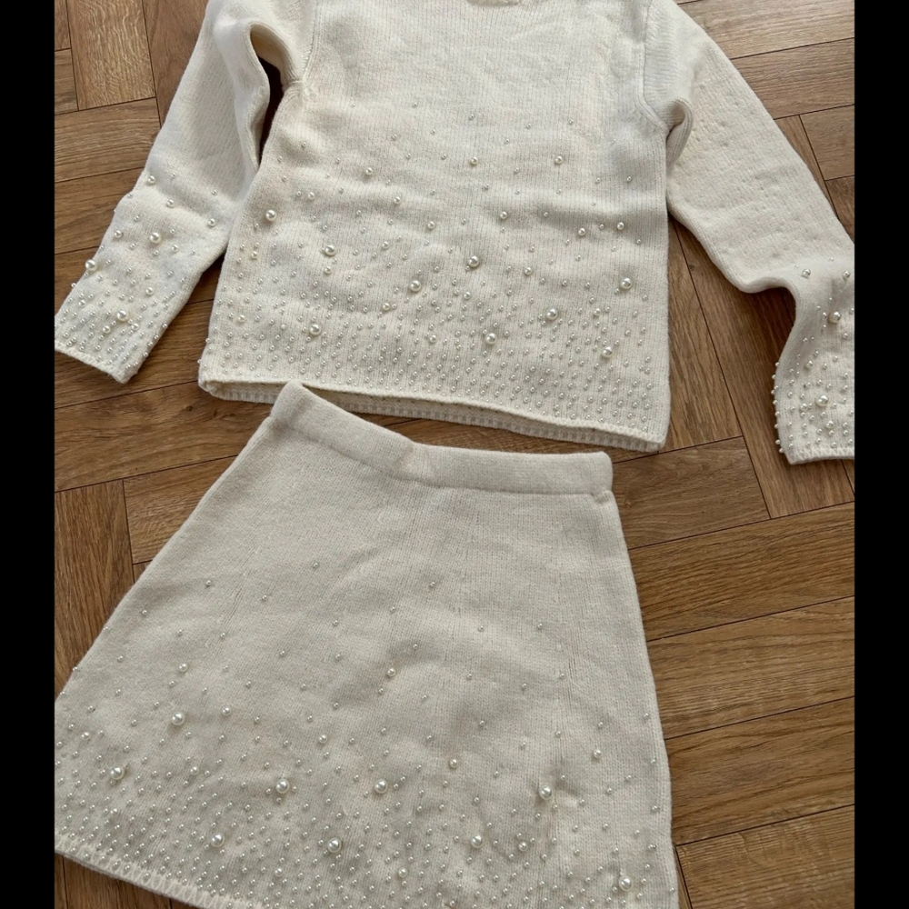 Knitted Pearl Women Suits Long Sleeve O Neck Thick Sweater+High Waist Knit Skirt - Picture 3 of 4